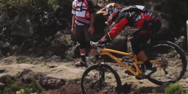 video_megavalanchereunion_cedric_gracia2