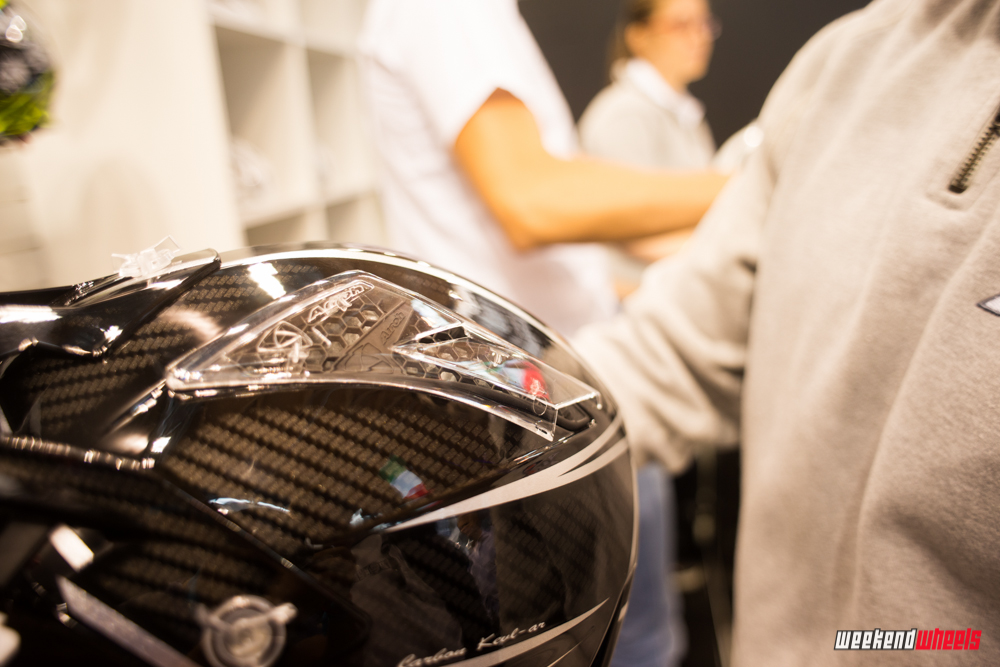 eurobike_2013_airoh_fighter_carbon_1