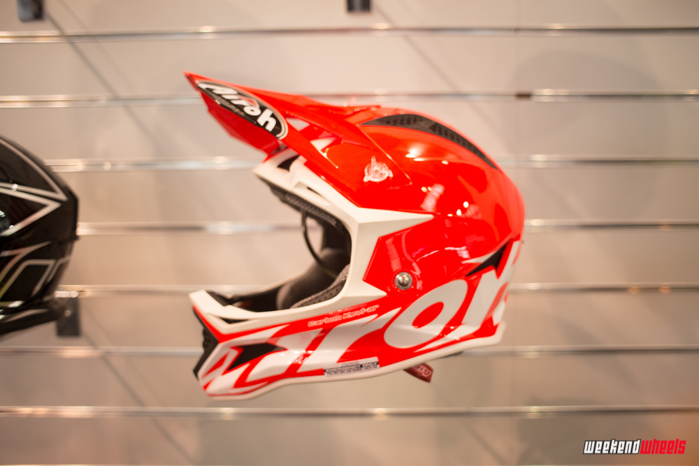eurobike_2013_airoh_fighter_orange